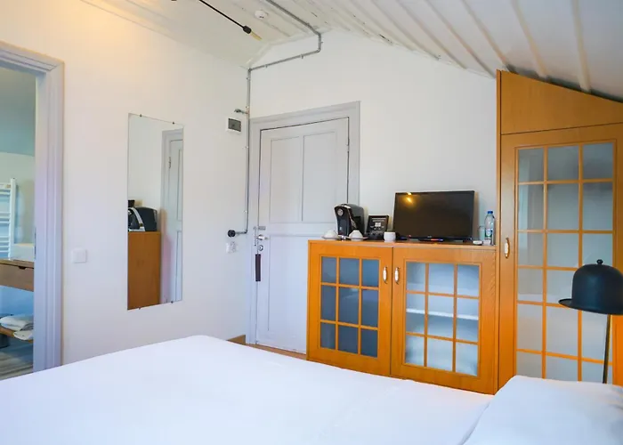Serguzest Otel