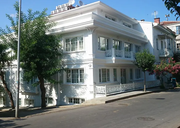 Buyukada Cankaya Hotel